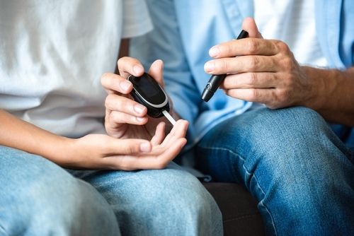 Diabetes Mellitus no paciente hospitalizado: manejo, metas glicêmicas e prevenção de complicações