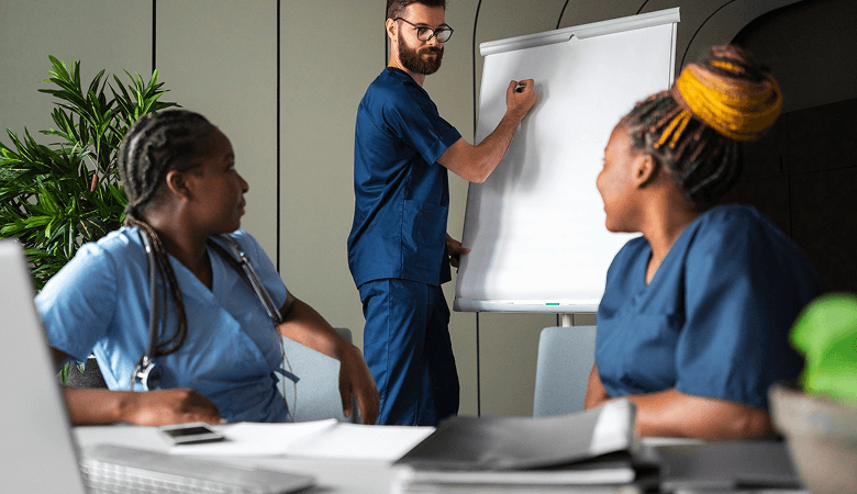 Método PBL na Medicina: como a aprendizagem baseada em problemas transforma sua formação médica