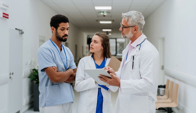 Enfermagem ou Medicina: entenda qual curso combina com o seu perfil
