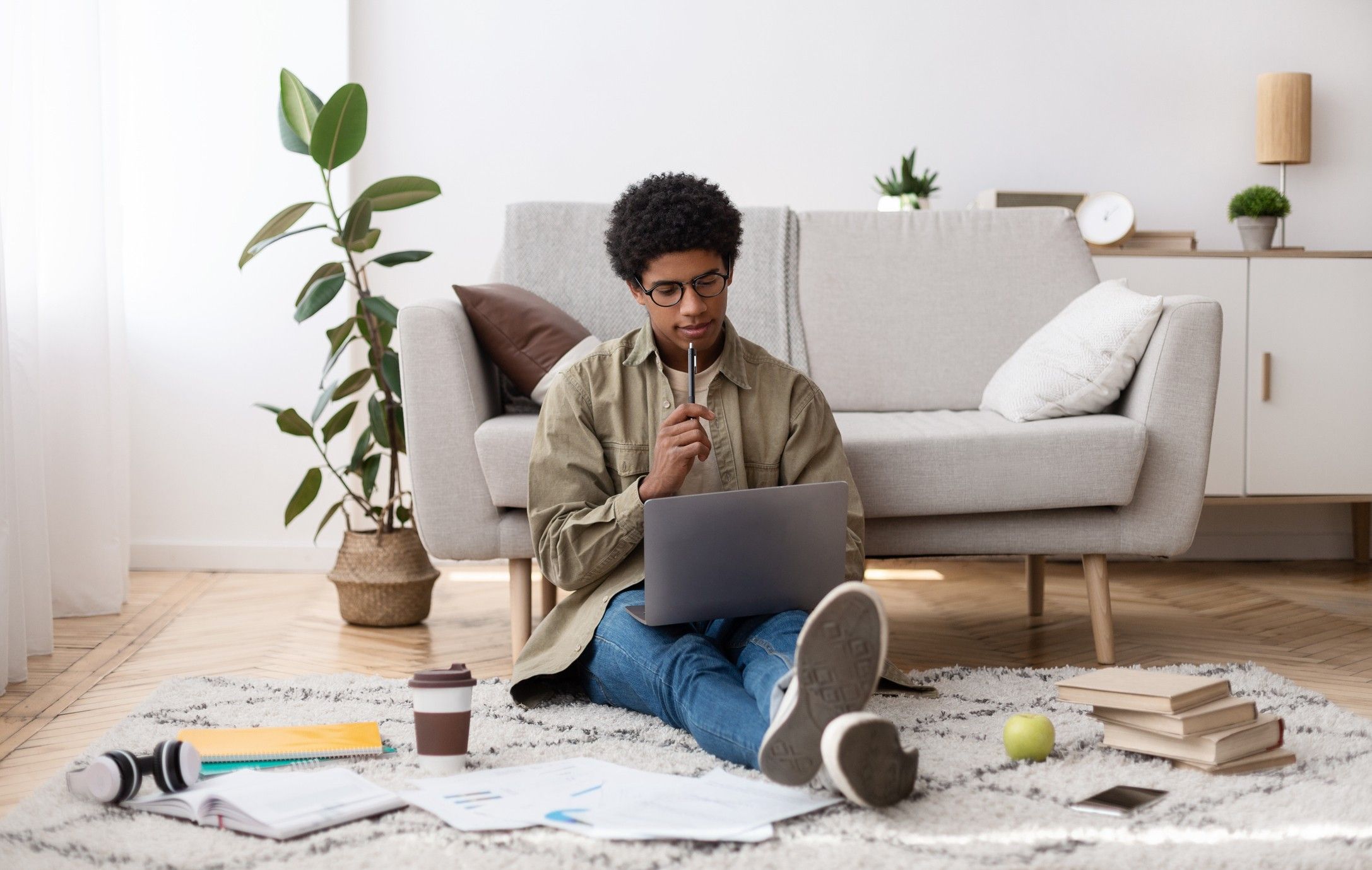 Sem tempo de estudo? Descubra como conciliar estudos com a rotina corrida