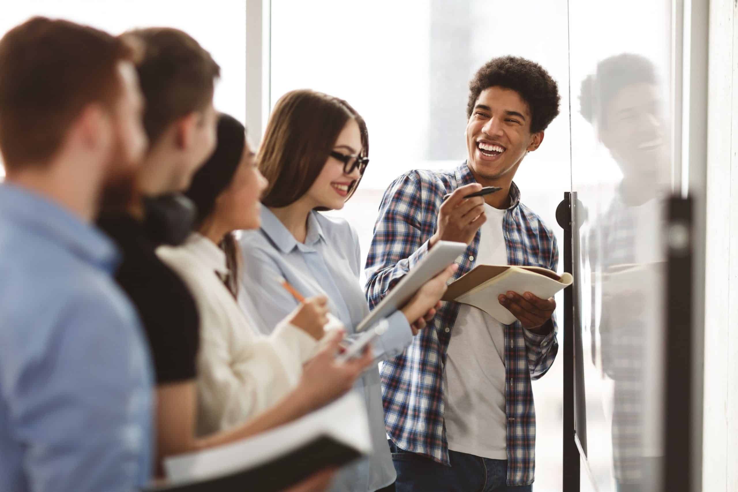 Entenda se realmente vale a pena fazer faculdade!