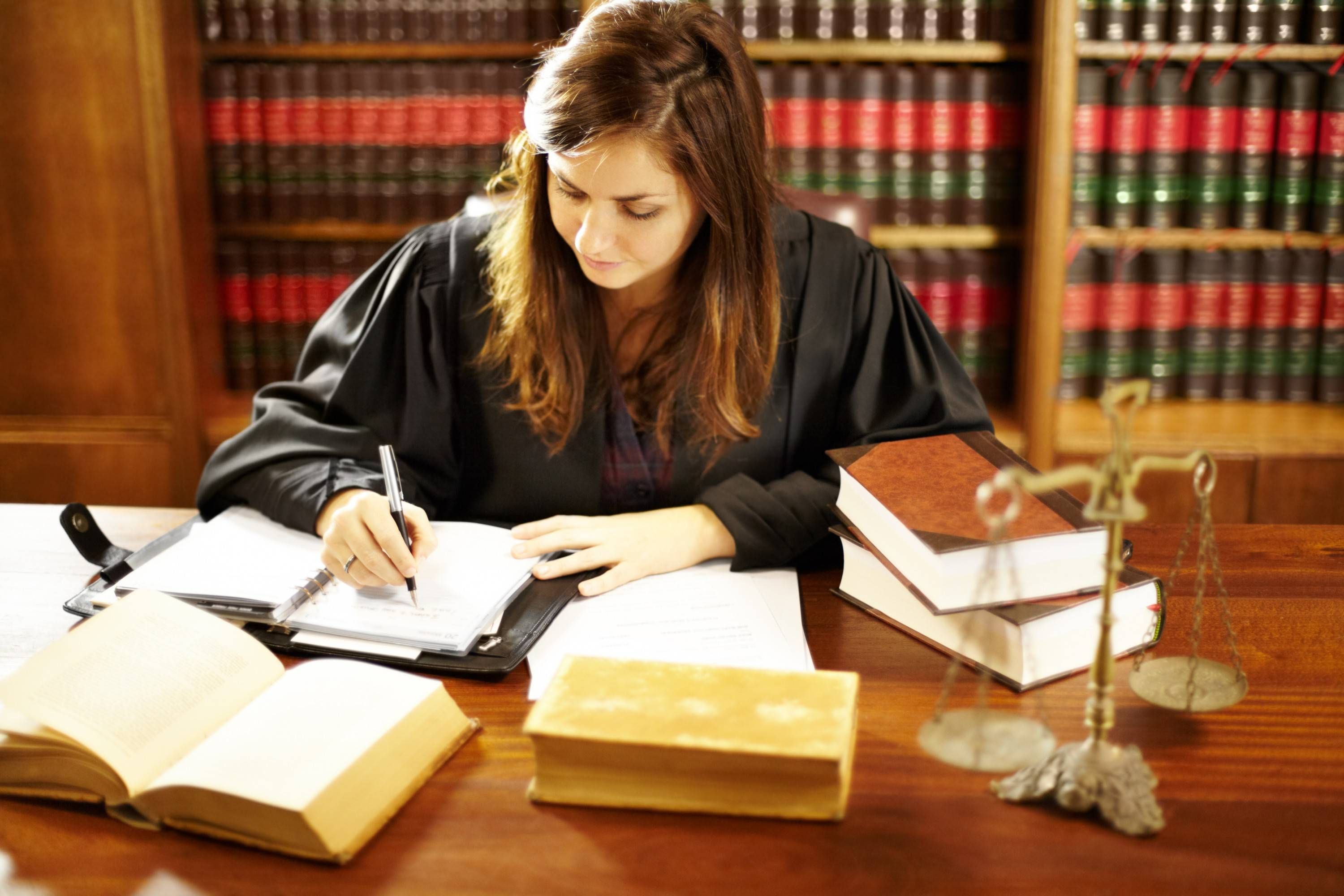 Concursos para direito são grandes possibilidades: saiba mais!