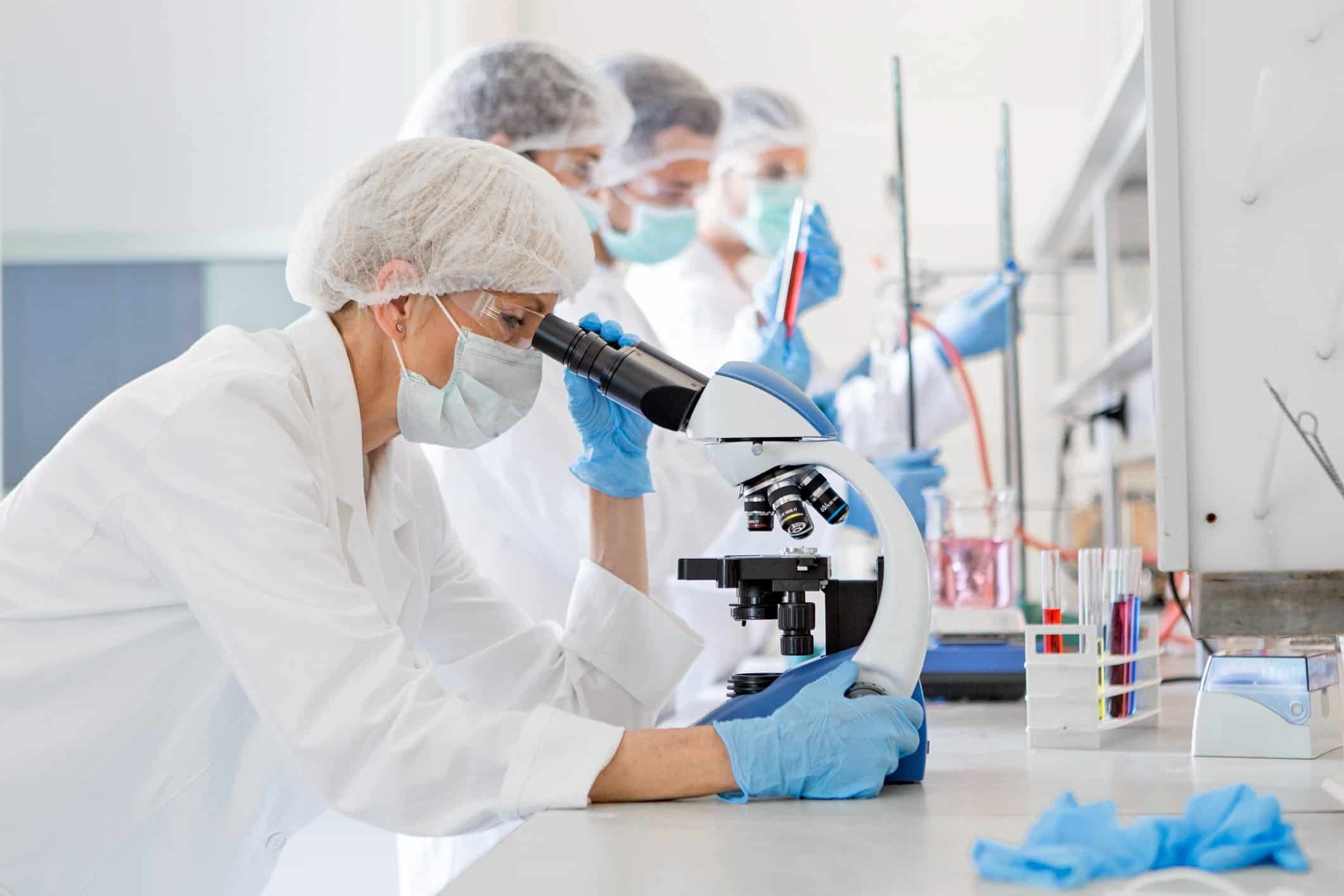 Dia do Biomédico: saiba tudo sobre a data!