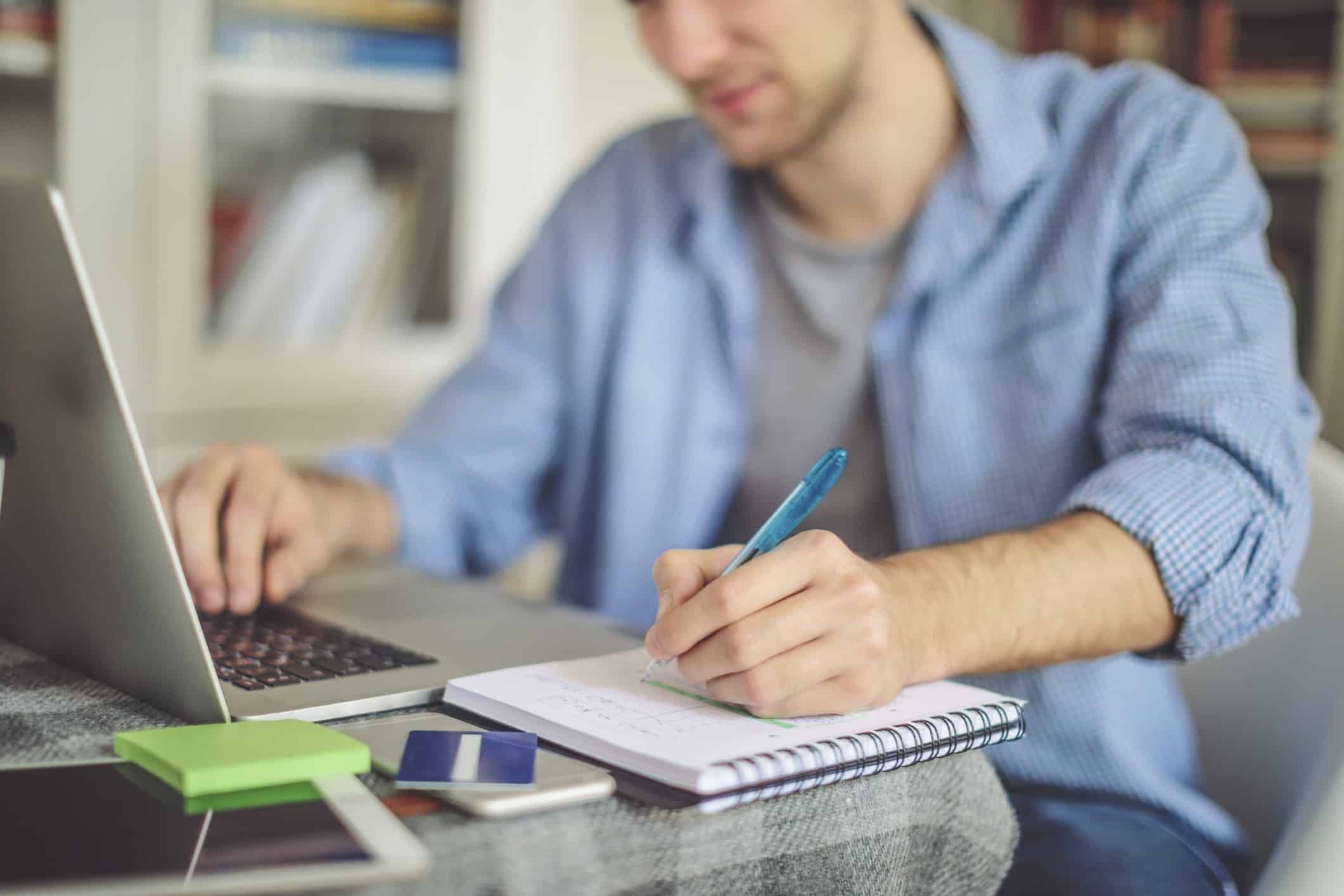 Ambiente virtual de aprendizagem (AVA): o que é?