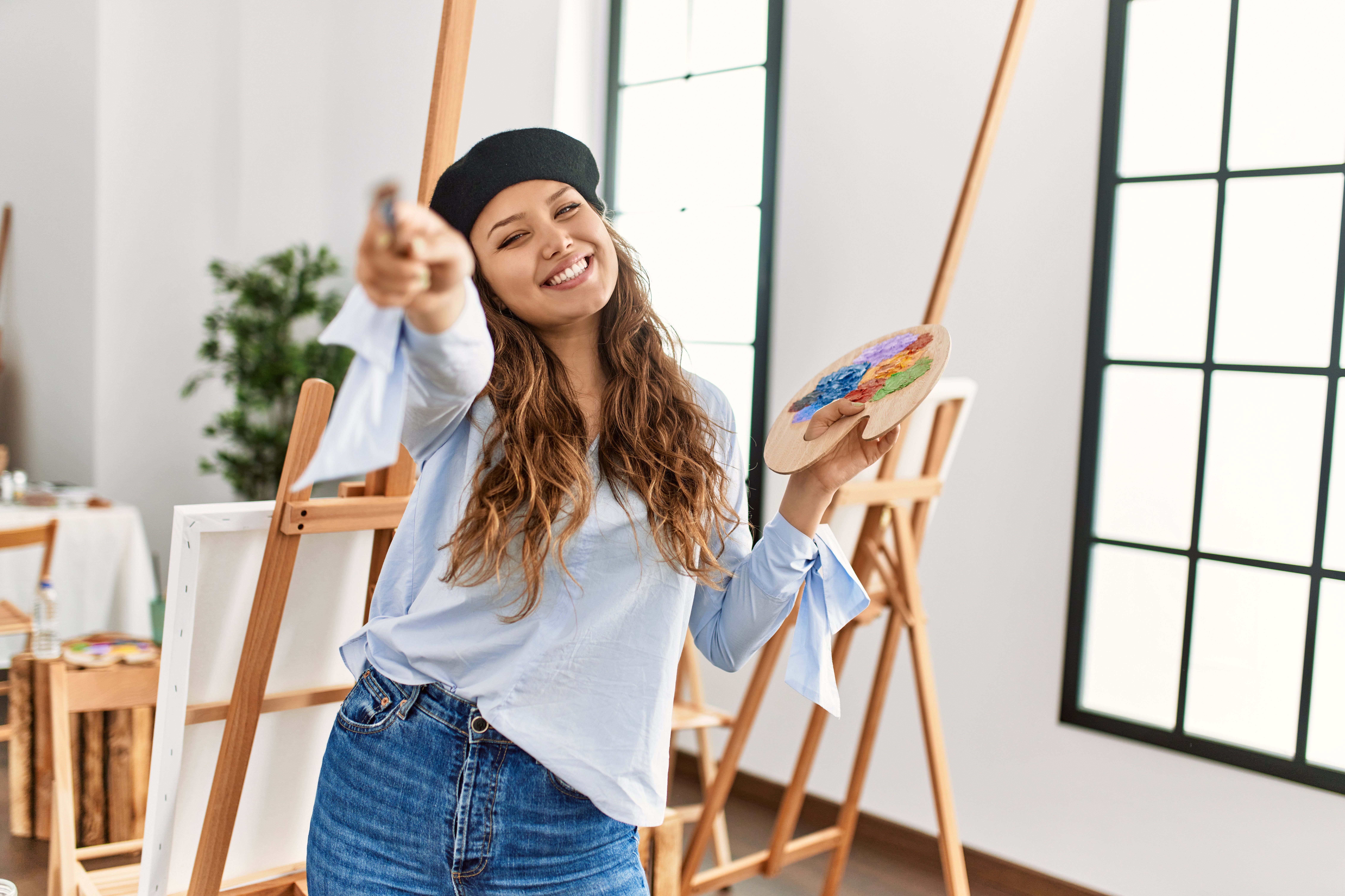 Artista Visual: Guia Completo da Carreira, Formação e Mercado de Arte
